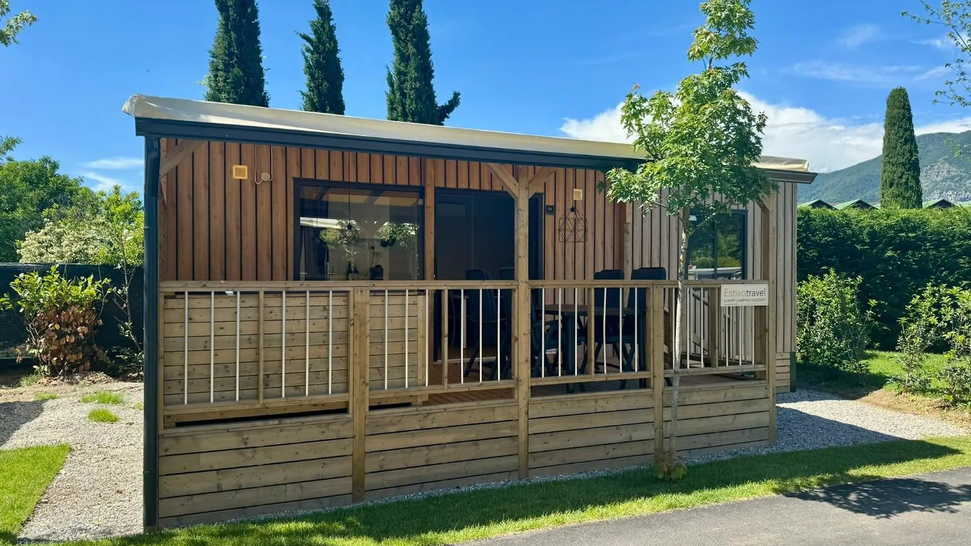 Campeggio Estivo Premium Deluxe Mobile Homes On Camping Del Sole Village Iseo